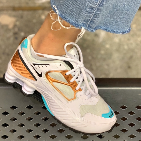 Nike Shox Enigma Women's Aurora GreenBQ9001-001 Running Shoes New